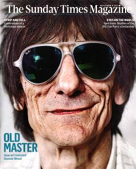 Ein Bild, das Text, Person, Sonnenbrille, Brille enth�lt.

Automatisch generierte Beschreibung