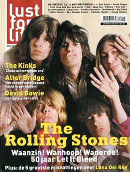 Ein Bild, das Text, Zeitung, Schild, Person enth�lt.

Automatisch generierte Beschreibung