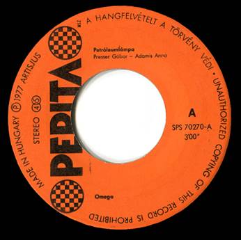 Ein Bild, das Elektronik, CD enth�lt.

Automatisch generierte Beschreibung